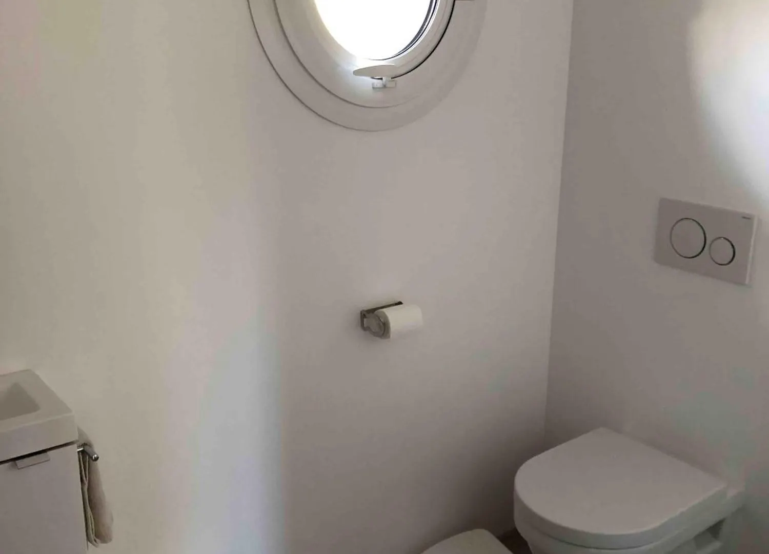 Holiday home Maison Sur Jardin Clos A 100M De La Plage Ile-Tudy