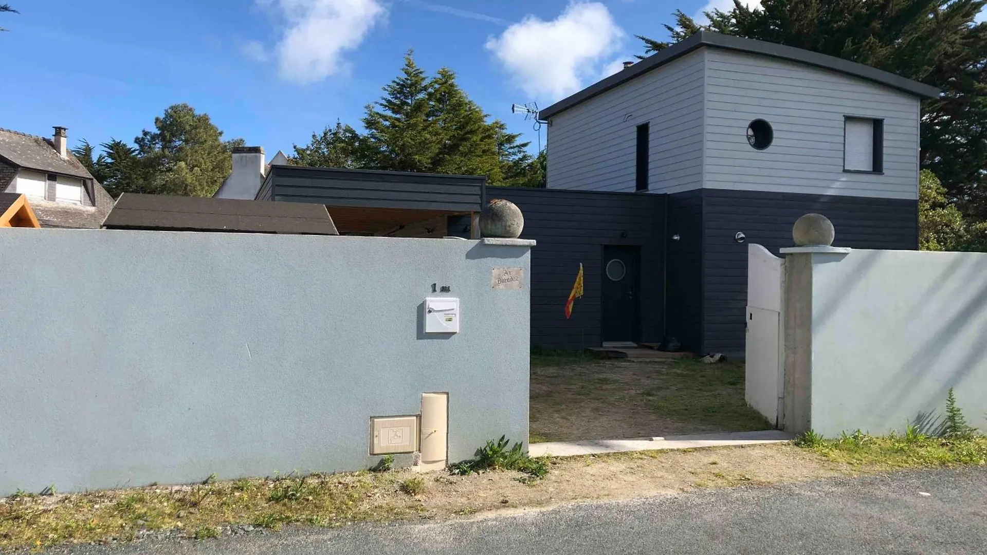 Holiday home Maison Sur Jardin Clos A 100M De La Plage Ile-Tudy France