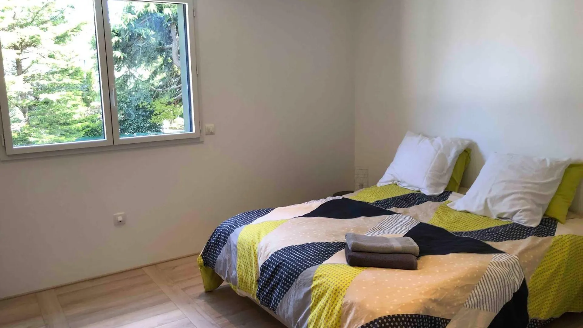 Holiday home Maison Sur Jardin Clos A 100M De La Plage Ile-Tudy